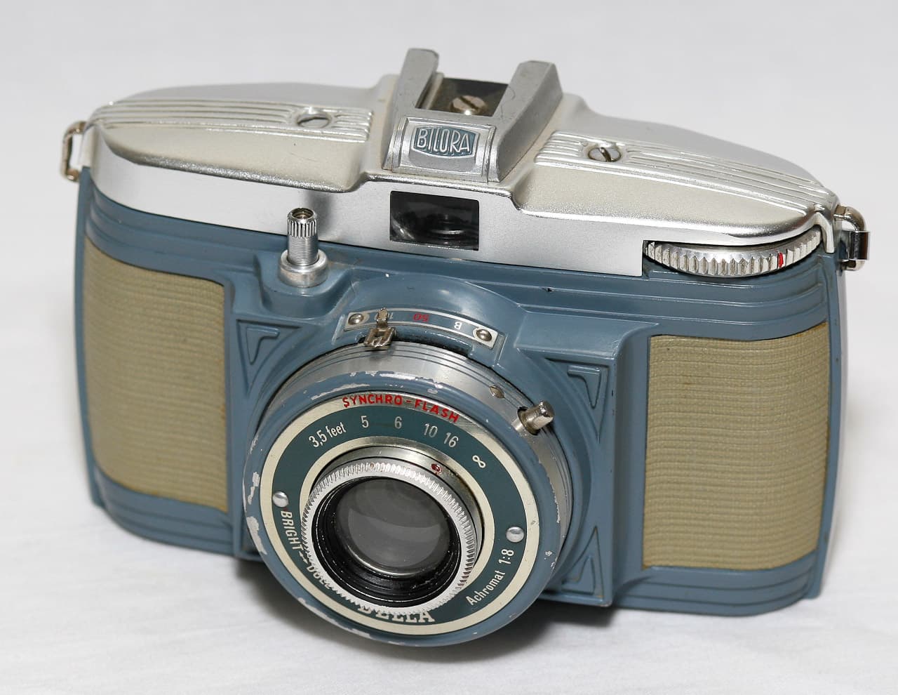 Bilora Bella (1955) — compact-35mm film camera