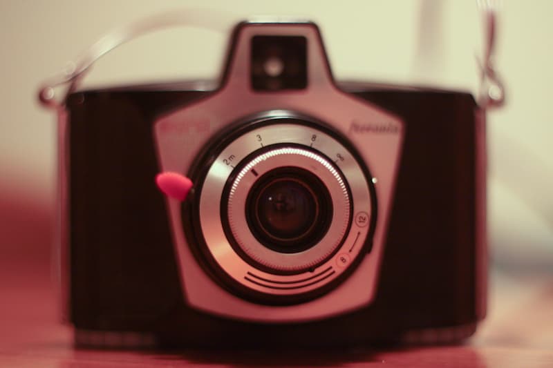 Ferrania Eura (1953) — compact-35mm film camera