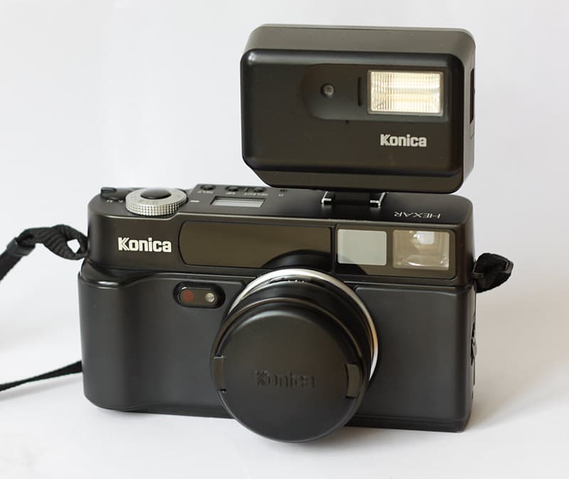 Konica Hexar Black (1995) — compact-35mm film camera