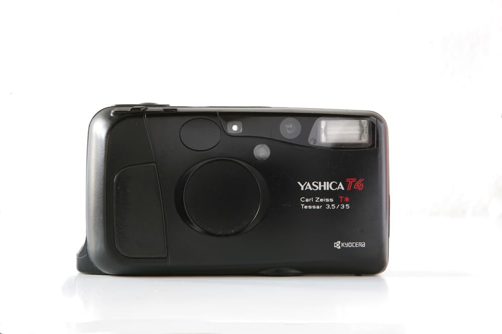 Kyocera Slim T (1995) — compact-35mm film camera