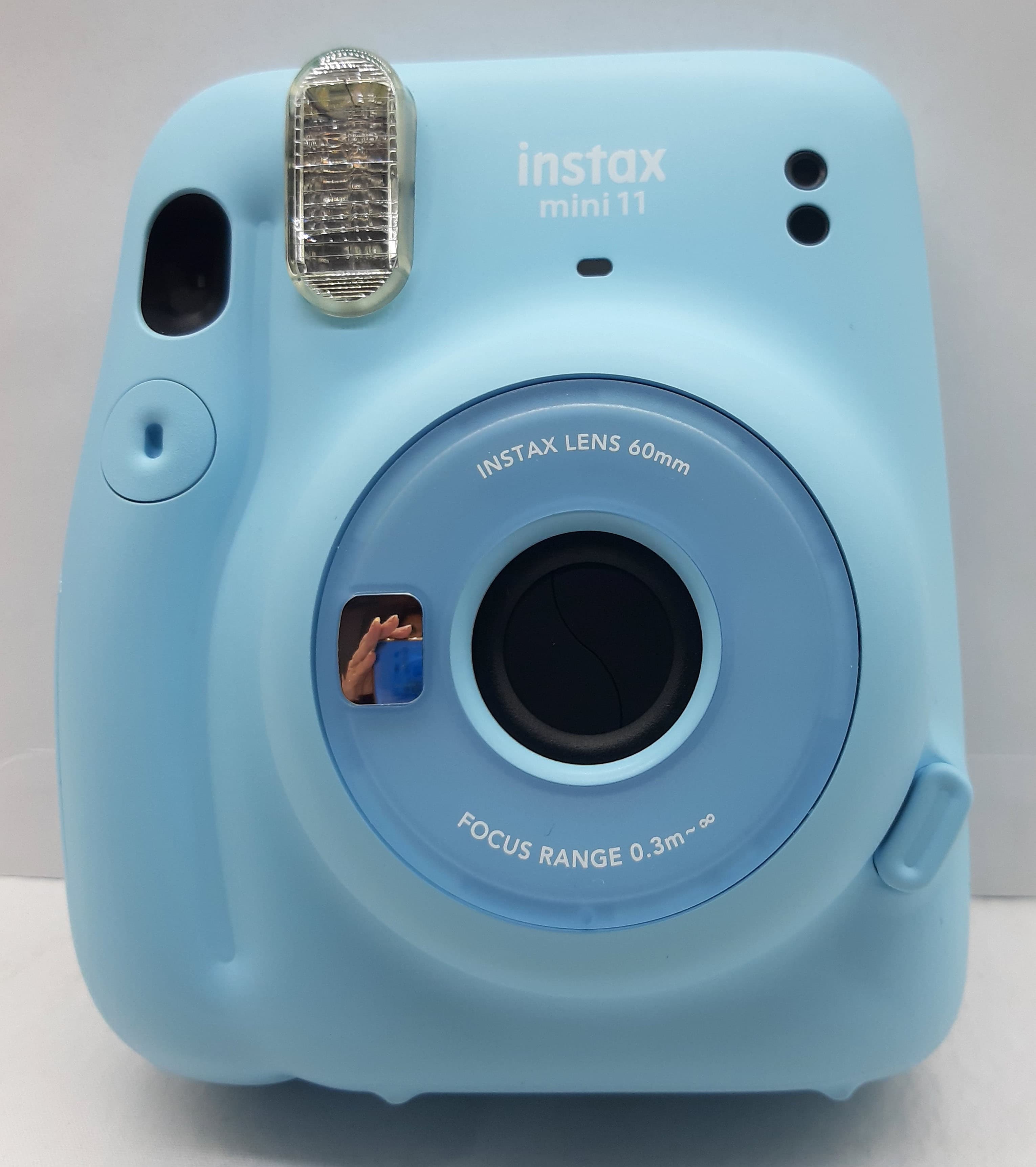 Fujifilm Mini 11 (2020) — instant film camera