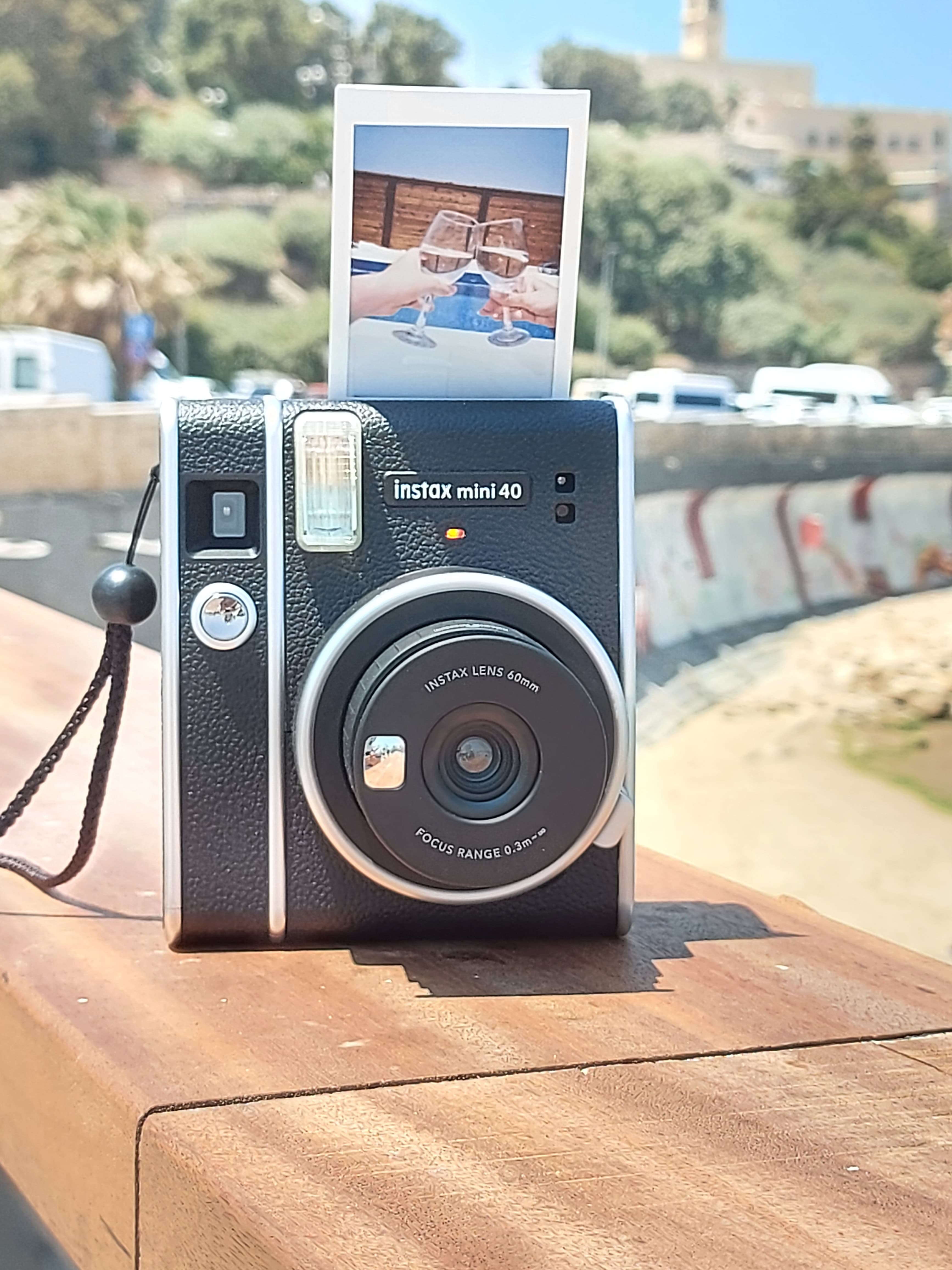 Fujifilm Mini 40 (2021) — instant film camera