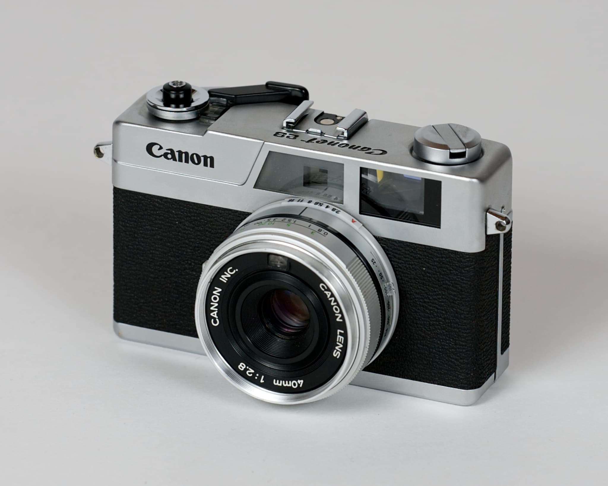 Canon Canonet 28 (1968) — rangefinder-35mm film camera