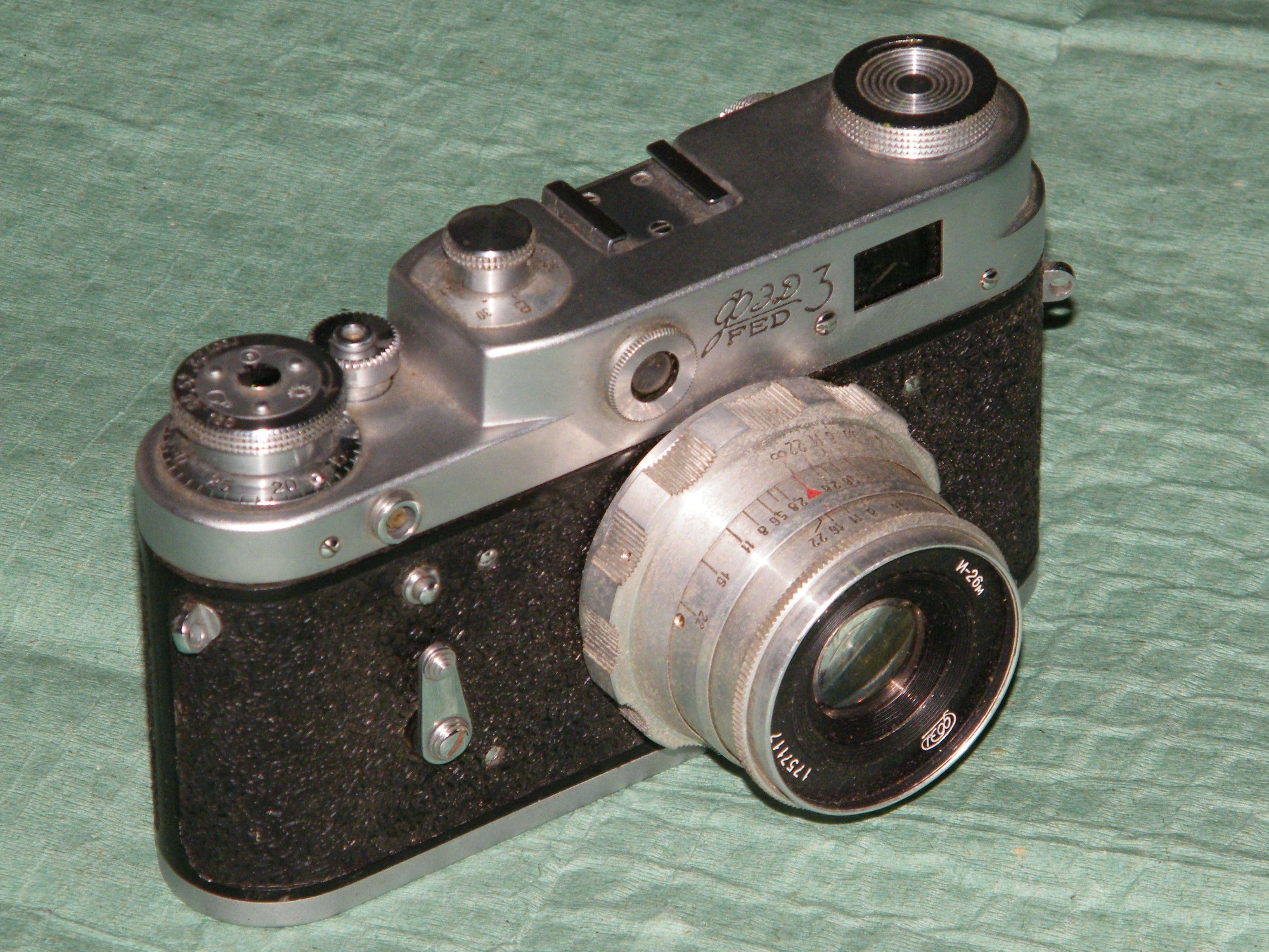 FED FED-3 (1961) — rangefinder-35mm film camera