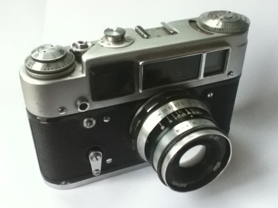 FED FED-4 (1964) — rangefinder-35mm film camera
