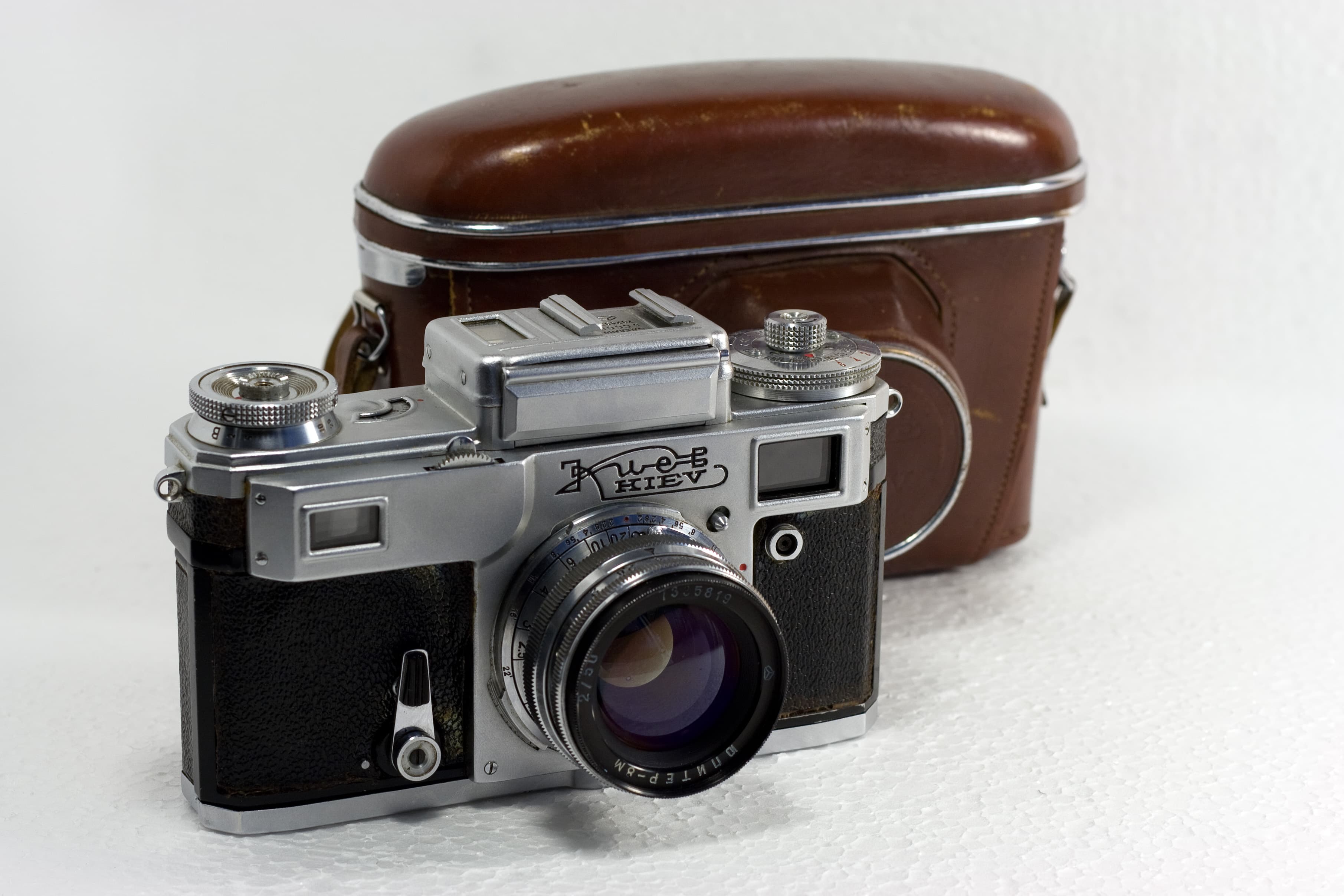 Kiev / Arsenal 4 (1957) — rangefinder-35mm film camera