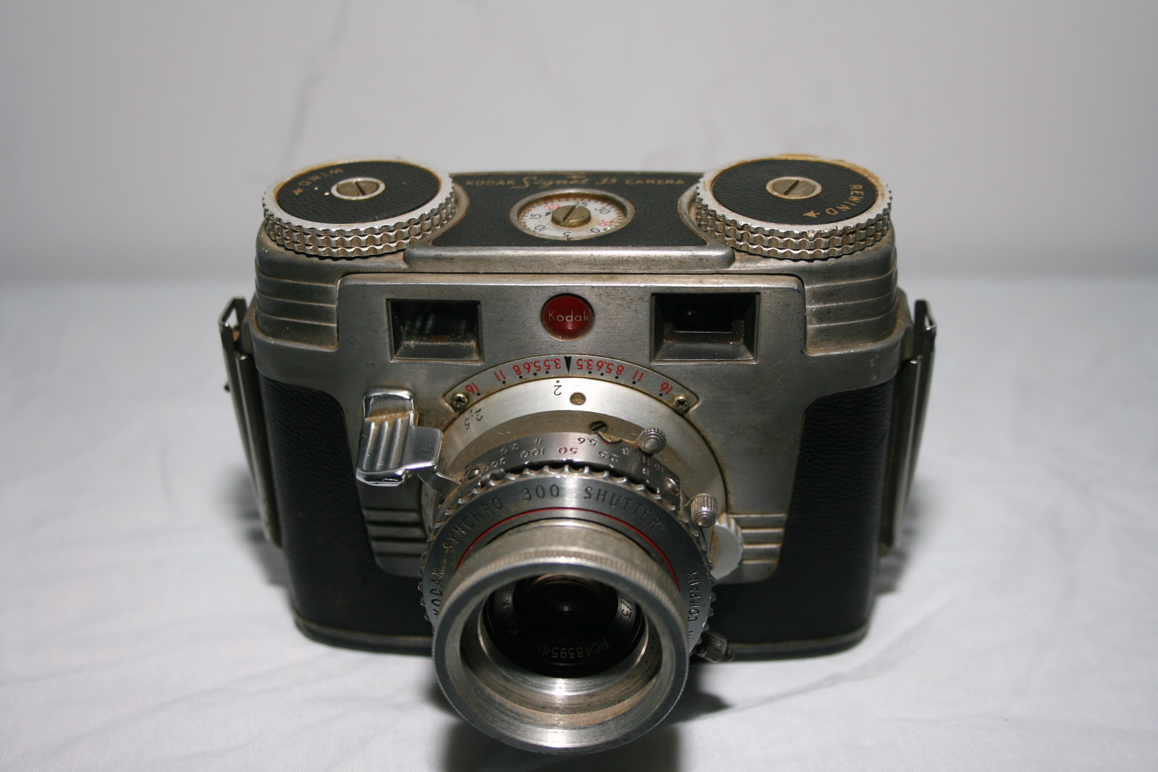 Kodak Signet 35 (1951) — rangefinder-35mm film camera