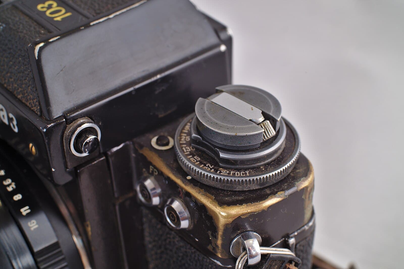 LOMO Almaz-103 (1982) — slr-35mm film camera