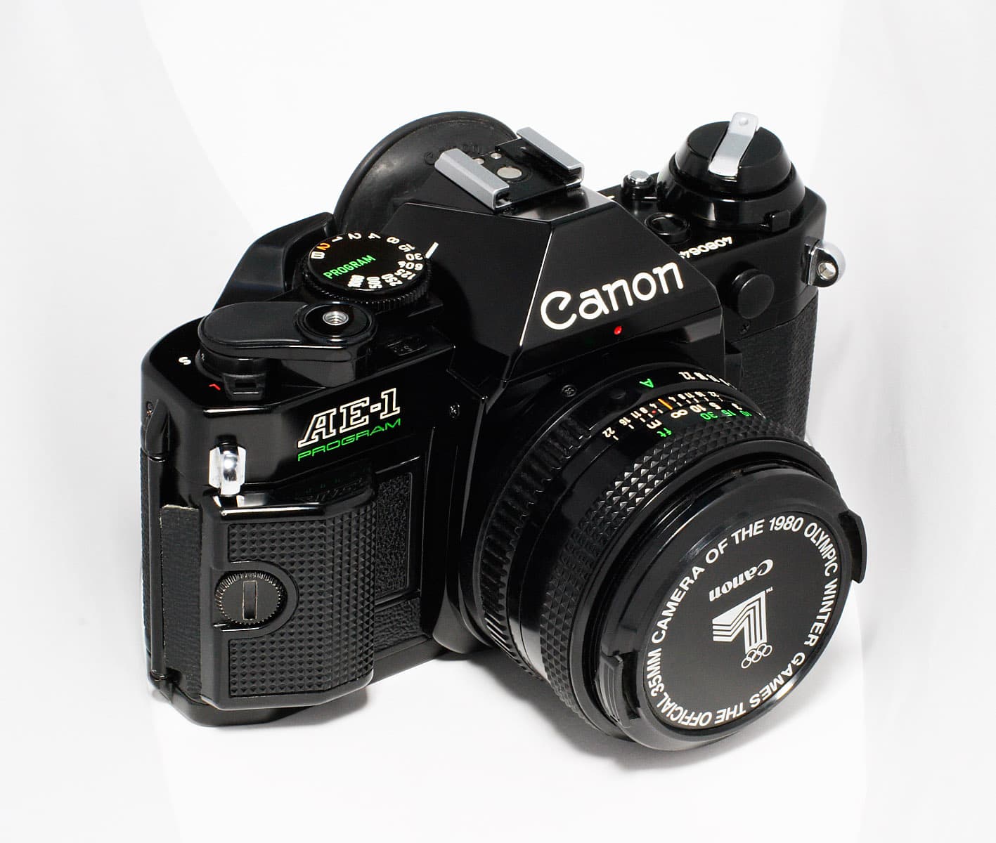 Canon AE-1 Program (1981) — slr-35mm film camera