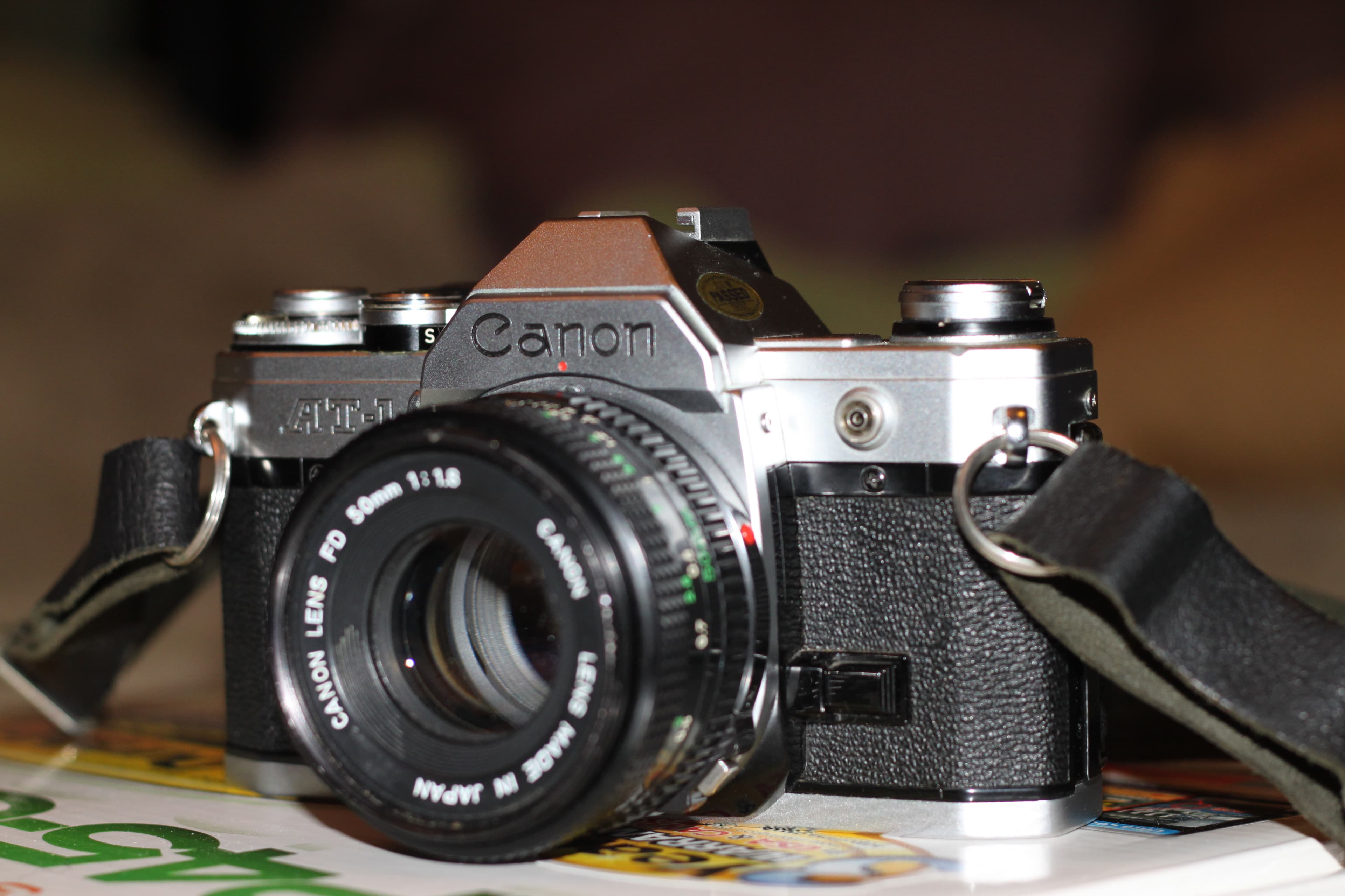 Canon AT-1 (1976) — slr-35mm film camera