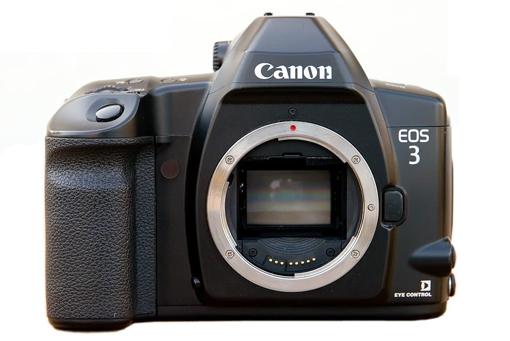 Canon EOS-3 (1998) — slr-35mm film camera