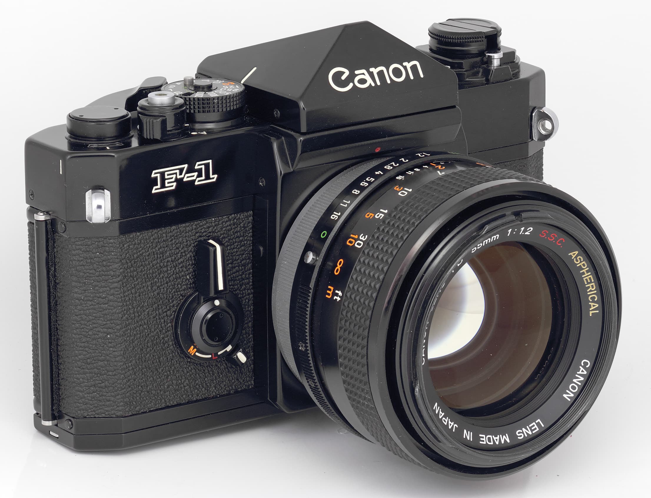 Canon F-1 (1971) — slr-35mm film camera