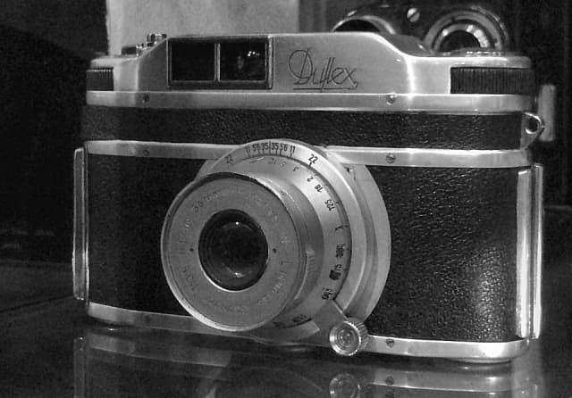 Gamma Duflex (1948) — slr-35mm film camera