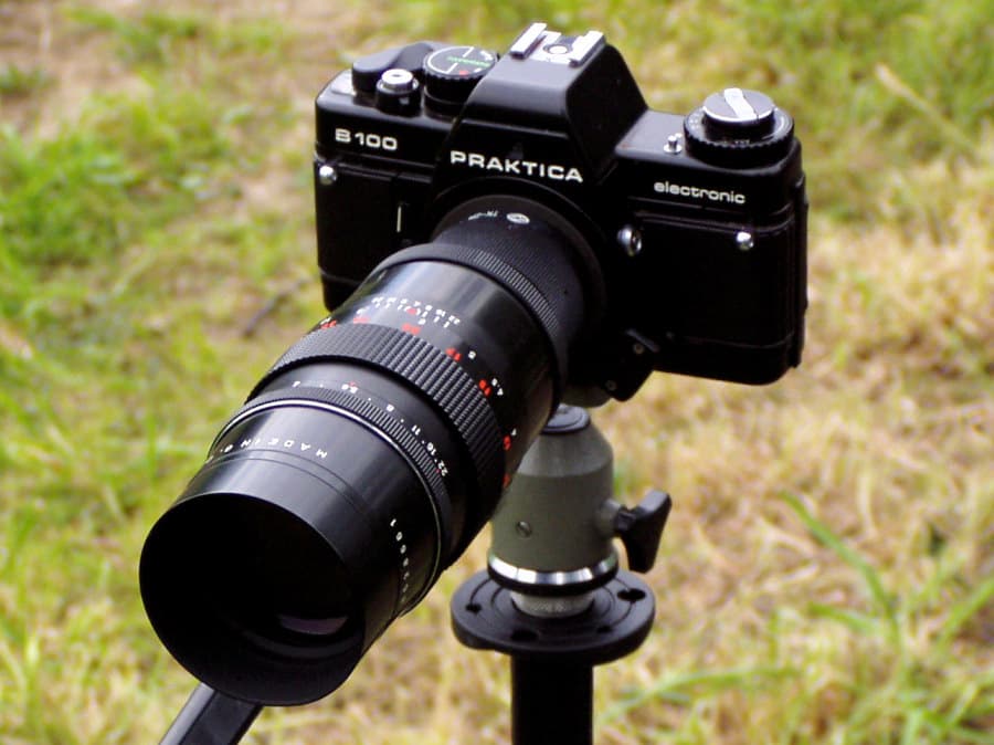 KW Praktica B100 (1985) — slr-35mm film camera