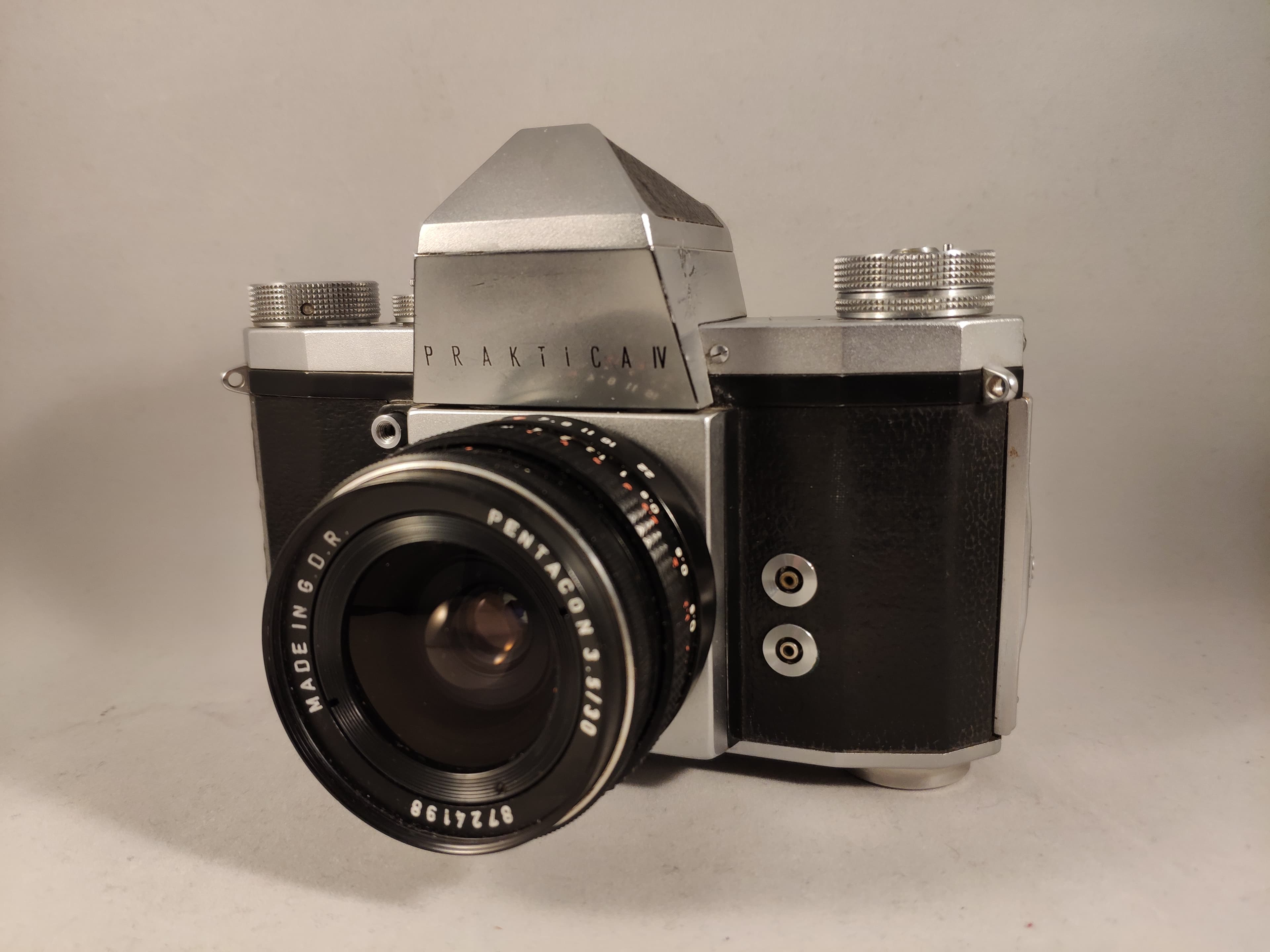 KW Praktica IV (1959) — slr-35mm film camera