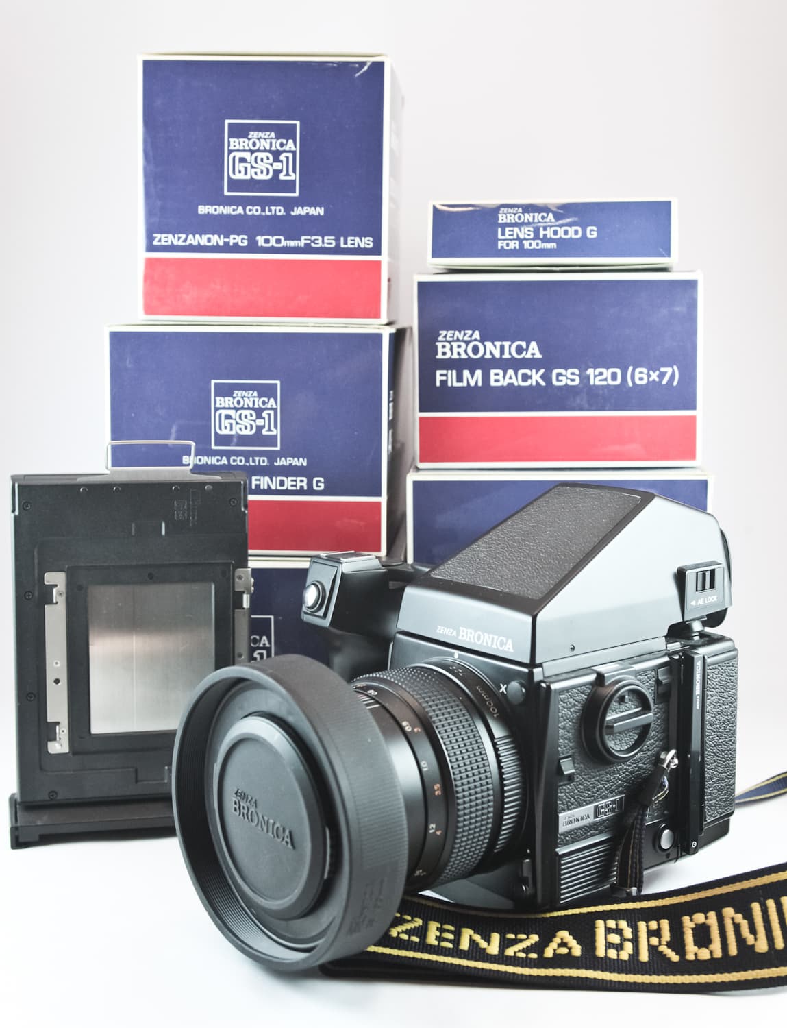 Bronica GS-1 (1983) — slr-medium-format film camera
