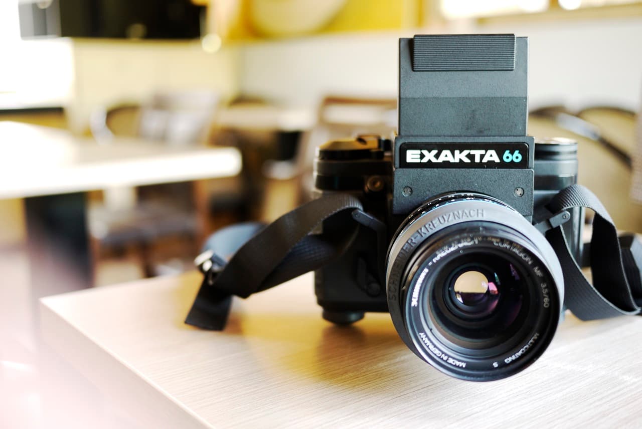 Ihagee Exakta 66 (1954) — slr-medium-format film camera