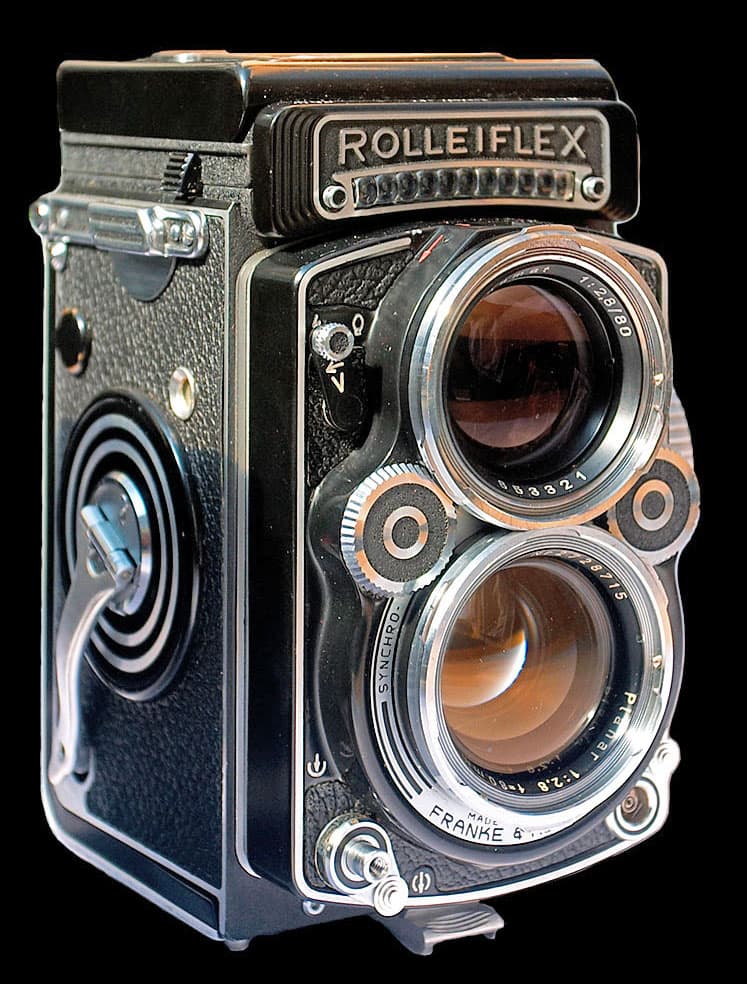 Rollei 2.8F (1960) — tlr-medium-format film camera