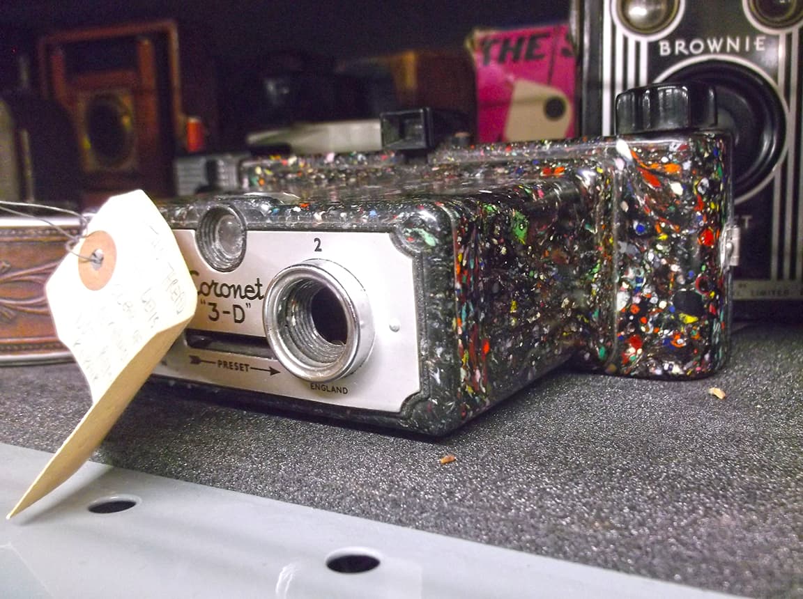 Coronet 3D (1953) — toy-novelty film camera