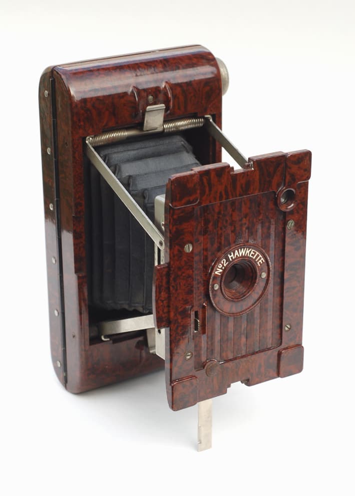 Kodak Hawkette (1930) — toy-novelty film camera