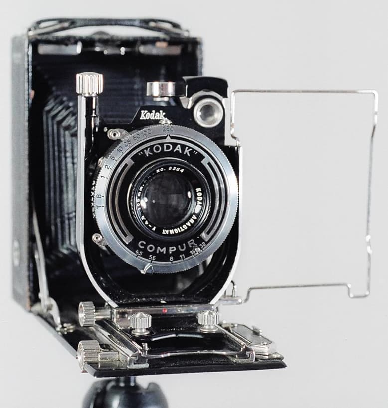 Kodak Recomar (1927) — view-large-format film camera